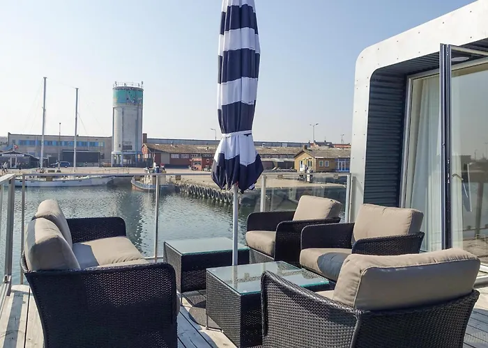 3 Bedroom Amazing Ship In 5*