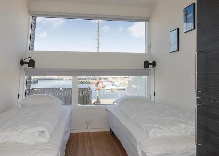 3 Bedroom Amazing Ship In 5*