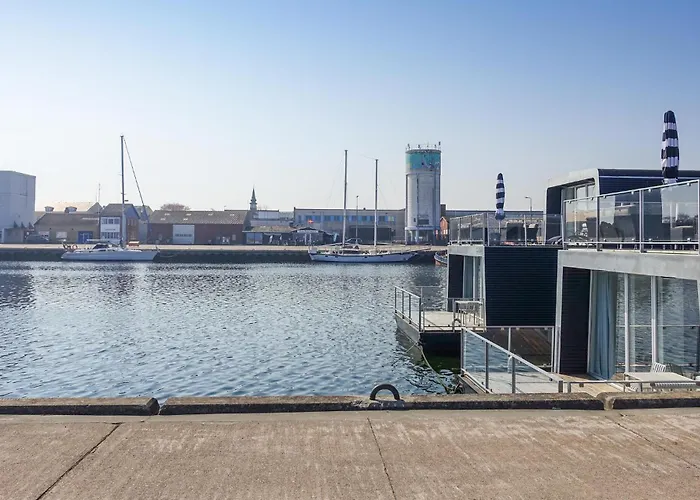 船上ホテル 3 Bedroom Amazing Ship In Neksø