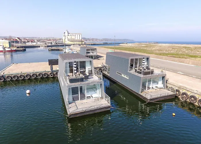 3 Bedroom Amazing Ship In 5* Neksø